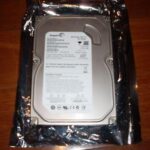 Seagate ST3160215A Barracuda 7200.10 160Gb 7200Rpm ATA-6 IDE 2Mb Cache 3.5-Inch Internal Hard Drive